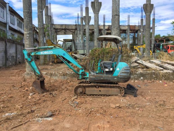 รถขุด KOBELCO รุ่น SK025 ขนาด 2.8 ตัน มือสอง [เบอร์ 13]