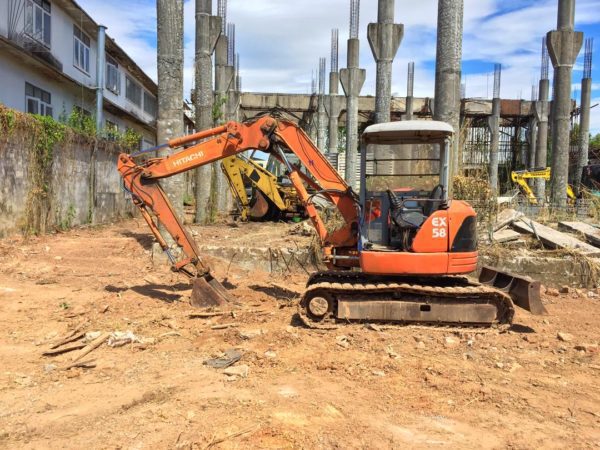 รถขุดเล็ก HITACHI รุ่น EX58 ขนาด 5 ตัน [เบอร์ 11]