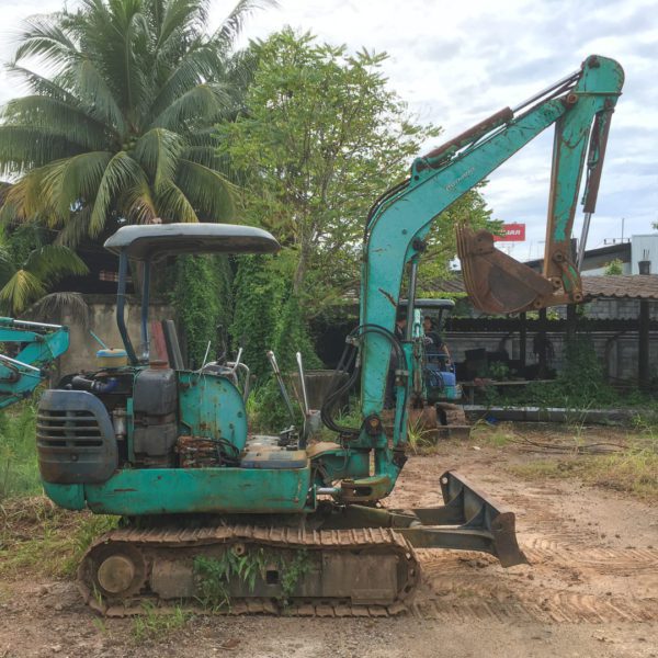 รถขุด KOMATSU รุ่น PC30R-8 ขนาด 3 ตัน มือสอง [เบอร์ 8] - Image 2