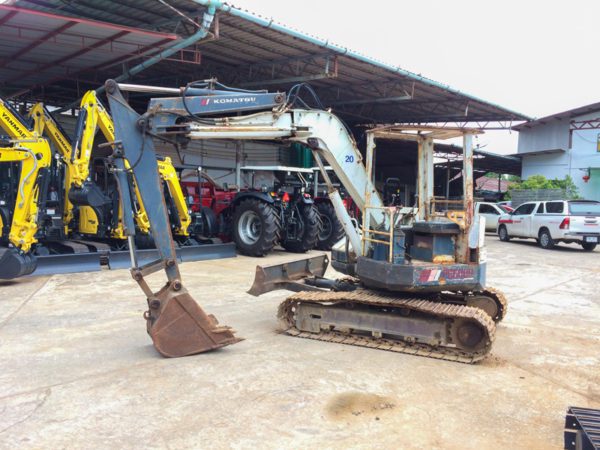 รถขุดมือสอง KOMATSU รุ่น 50UU ขนาด 5 ตัน [เบอร์ 20]