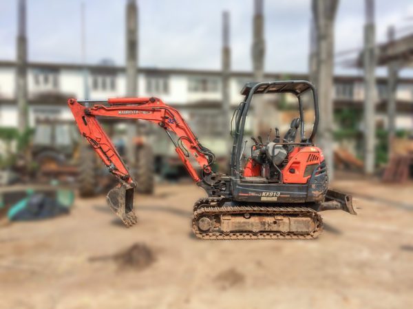 รถขุดเล็ก KUBOTA รุ่น KX91-3S2 ขนาด 3 ตัน [เบอร์ 32]