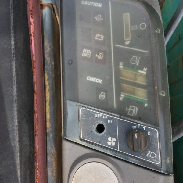 รถขุด KOMATSU รุ่น PC30R-8 ขนาด 3 ตัน มือสอง [เบอร์ 8] - Image 13