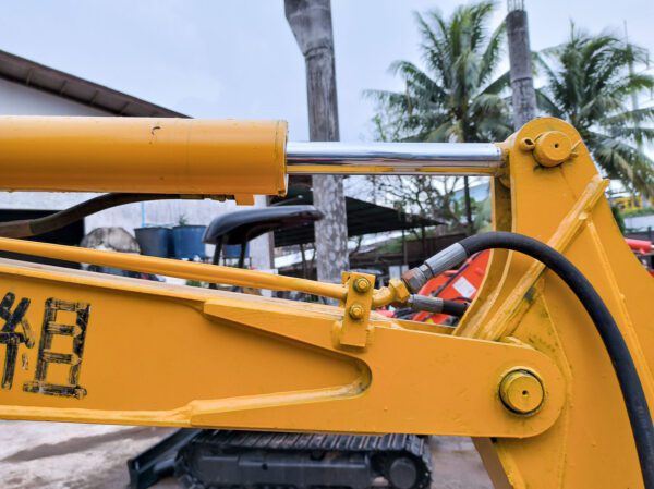 รถขุดมือสอง Yanmar รุ่น YB221UZ ขนาด 2 ตัน [เบอร์ 5] - Image 10