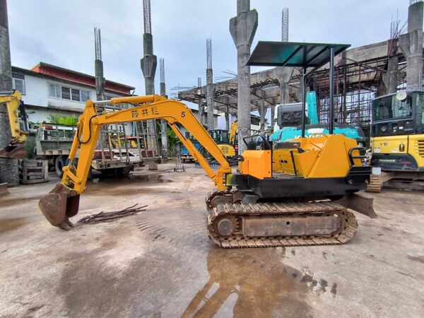 รถขุดมือสอง Yanmar รุ่น YB221UZ ขนาด 2 ตัน [เบอร์ 5]