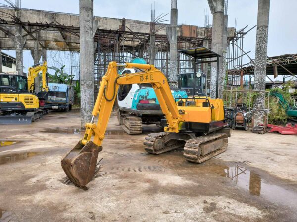 รถขุดมือสอง Yanmar รุ่น YB221UZ ขนาด 2 ตัน [เบอร์ 5] - Image 3