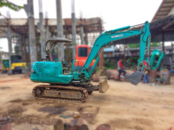 รถขุด KOBELCO รุ่น PC30 ขนาด 3 ตัน [เบอร์ 6] - Image 2