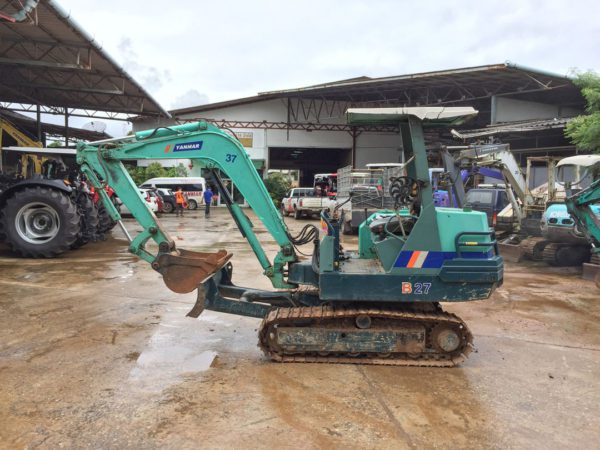 รถขุด Yanmar รุ่น YB271U(Z) ขนาด 2.8 ตัน มือสอง [เบอร์ 37]