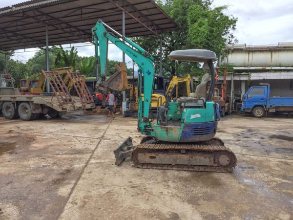 รถขุดเล็ก IHI รุ่น 30JX ขนาด 3 ตัน [เบอร์ 38]