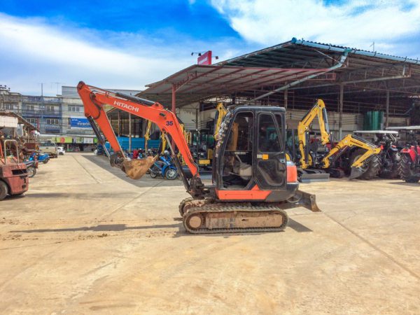 รถขุด HITACHI รุ่น Zaxis 30U ขนาด 3 ตัน มือสอง [เบอร์ 35]