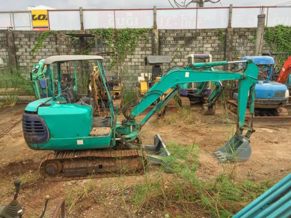 รถขุดมือสอง KOMATSU รุ่น PC35R-8 ขนาด 3.5 ตัน [เบอร์ 26]