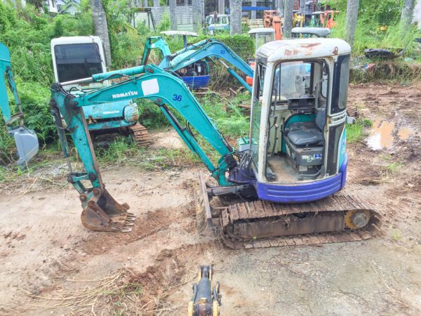 รถขุดมือสอง KOMATSU รุ่น PC30 ขนาด 3 ตัน [เบอร์ 36]