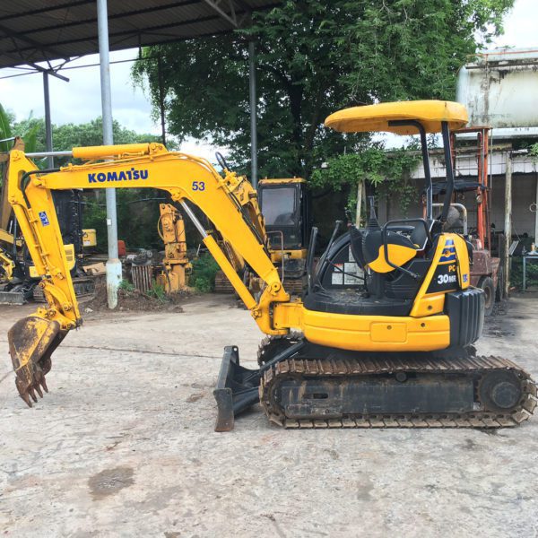 KOMATSU รถขุดเล็ก รุ่น PC30MR-1 ขนาด 3.1 ตัน [เบอร์ 53]