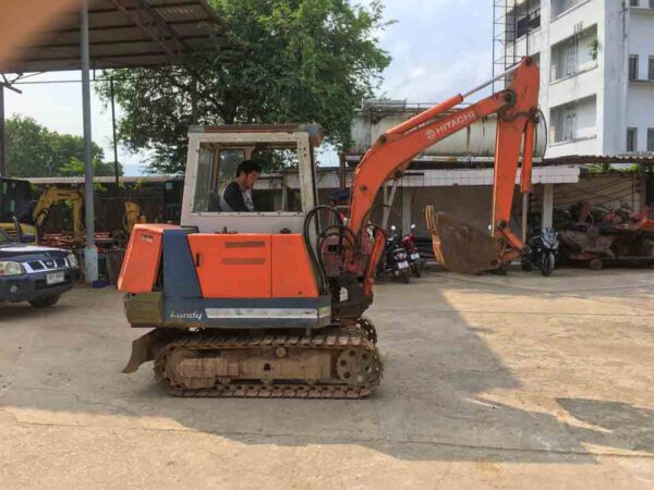 รถขุดมือสอง HITACHI รุ่น EX27 ขนาด 2.8 ตัน [เบอร์ 70] - Image 2