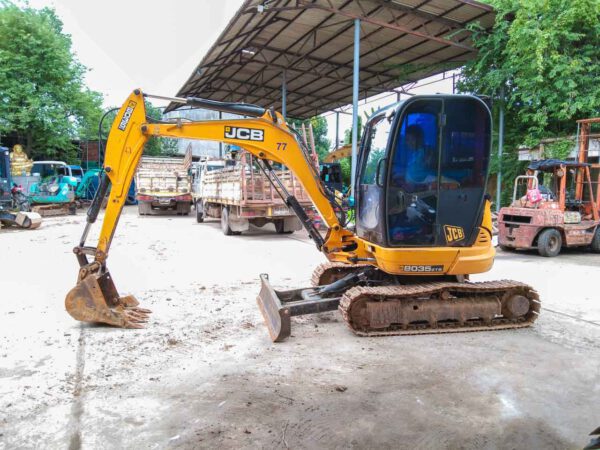 รถขุดมือสอง JCB รุ่น 8035 ZTS ขนาด 3.6 ตัน [No.77]