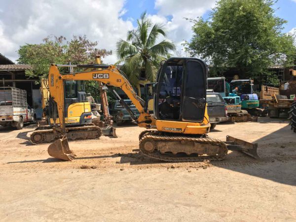 รถขุดมือสอง JCB รุ่น 8035 ZTS ขนาด 3.6 ตัน [No.83]