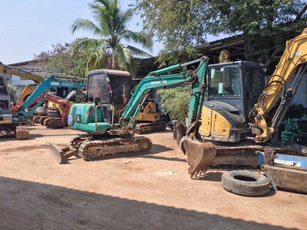 รถขุดมือสอง KOMATSU รุ่น PC30-7 ขนาด 3 ตัน ตู้แอร์ [No.89] - Image 2