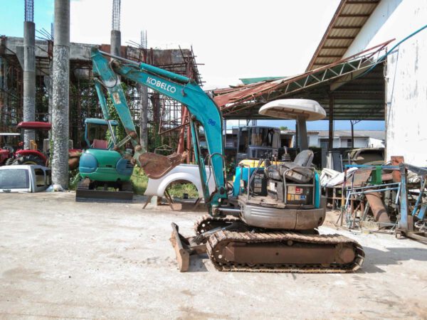 รถขุดมือสอง KOBELCO รุ่น SK35SR ขนาด 3.6 ตัน [No.96]