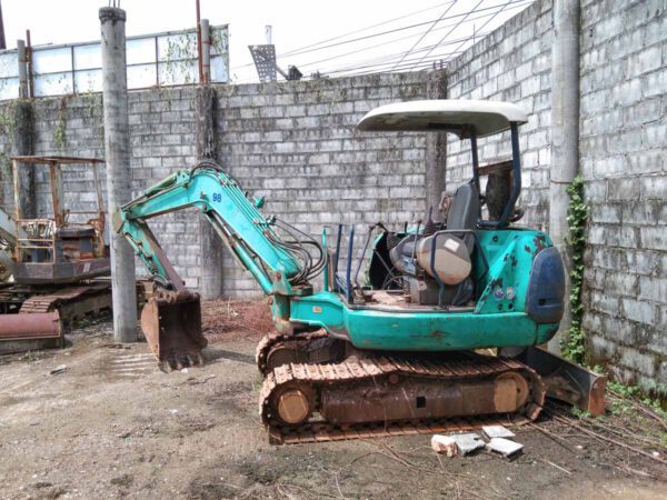 รถขุดมือสอง KOMATSU รุ่น PC30R-8 ขนาด 3 ตัน [No.98]