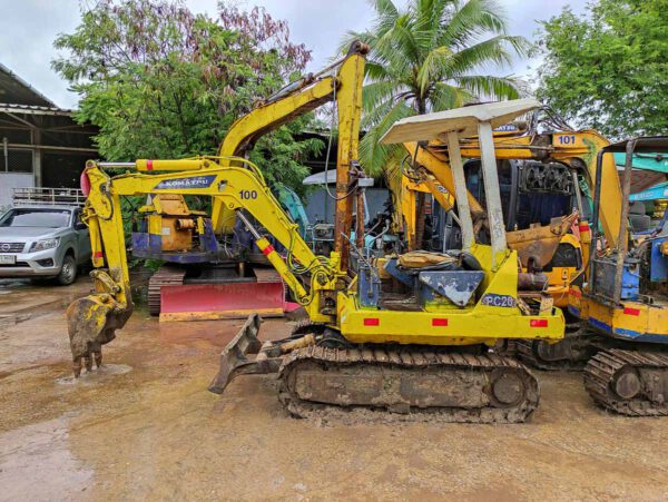 รถขุดมือสอง KOMATSU รุ่น PC20-5 ขนาด 2.7 ตัน [No.100]