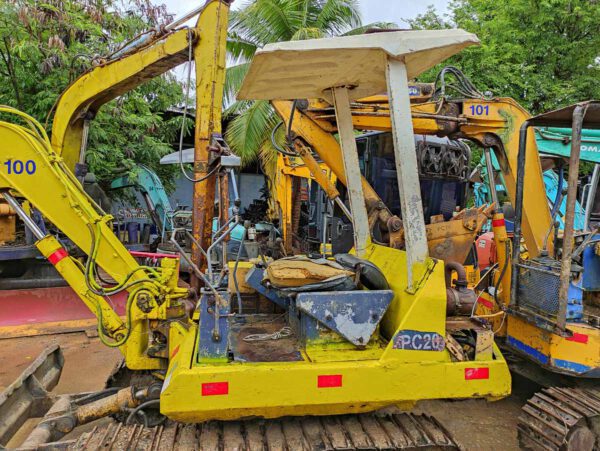 รถขุดมือสอง KOMATSU รุ่น PC20-5 ขนาด 2.7 ตัน [No.100] - Image 3