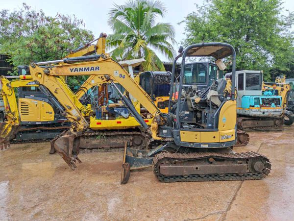 รถขุดมือสอง YANMAR รุ่น ViO35 ขนาด 3.6 ตัน [No.94]