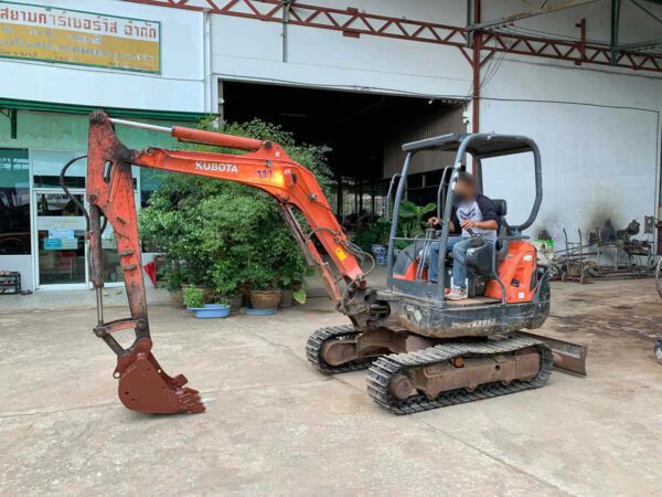 รถขุดมือสอง KUBOTA รุ่น KX91-32S ขนาด 3 ตัน [No.111]