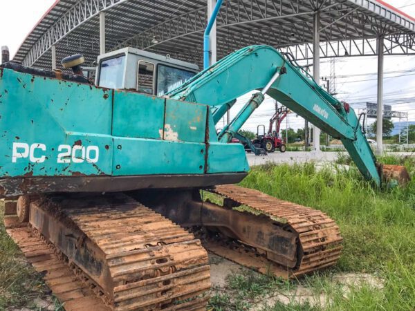KOMATSU PC200-3 ขนาด 20 ตัน รถขุดมือสอง [No.90] - Image 3