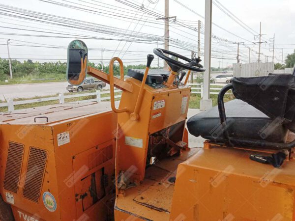 รถบดถนน SAKAI รุ่น TW500W ขนาด 3.5 ตัน เอวอ่อน หน้าเหล็ก-หลังยาง [No.T16] - Image 5