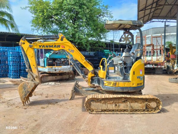 รถขุดมือสอง YANMAR รุ่น ViO27 ขนาด 2.7 ตัน [No.120]