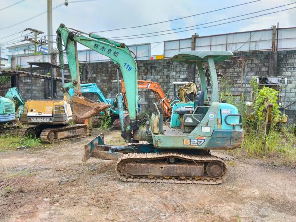 รถขุดมือสอง YANMAR รุ่น B27-2 ขนาด 2.7 ตัน [No.119]