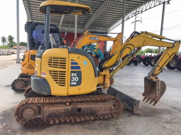 รถขุดมือสอง KOMATSU รุ่น PC30MR-3 ขนาด 3.1 ตัน [No.117]