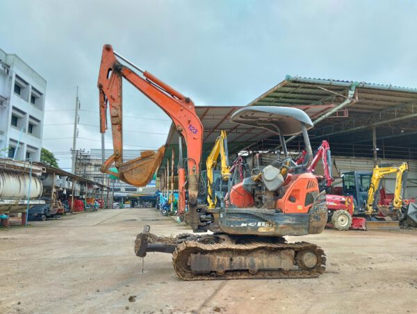 รถขุดมือสอง KUBOTA รุ่น KX91-3S2 ขนาด 3 ตัน [No.123]
