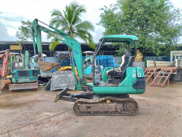 รถขุดมือสอง KOMATSU รุ่น PC20-7 ขนาด 2 ตัน [No.126]