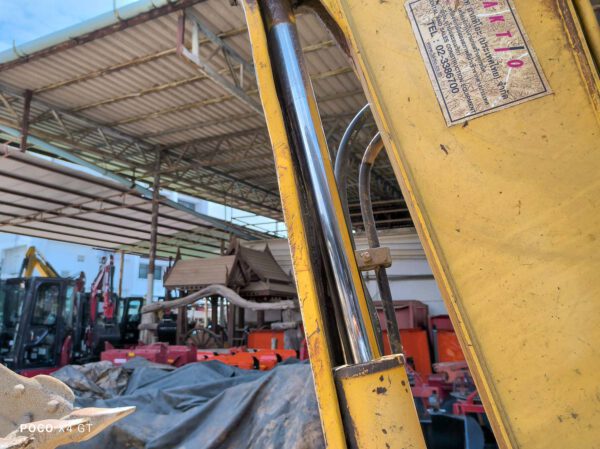 รถขุดมือสอง KOMATSU รุ่น PC30MR-2 ตู้แอร์ ขนาด 3.7 ตัน [No.122] - Image 12