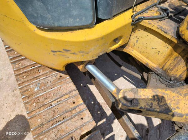รถขุดมือสอง KOMATSU รุ่น PC30MR-2 ตู้แอร์ ขนาด 3.7 ตัน [No.122] - Image 14