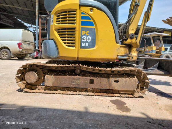 รถขุดมือสอง KOMATSU รุ่น PC30MR-2 ตู้แอร์ ขนาด 3.7 ตัน [No.122] - Image 8