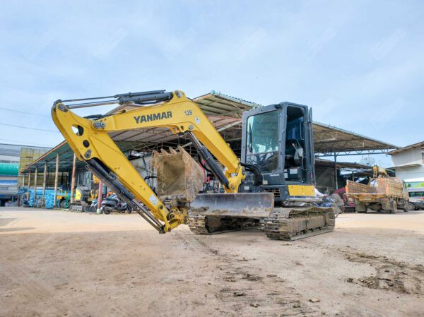 รถขุดมือสอง YANMAR รุ่น ViO55 ขนาด 5.5 ตัน ตู้แอร์ [No.129]