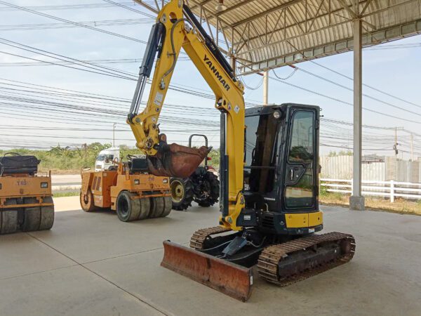 รถขุดมือสอง YANMAR ViO35 ตู้แอร์ ชั่วโมงน้อย ผ่อนได้ ประกันศูนย์ [No.SK03]