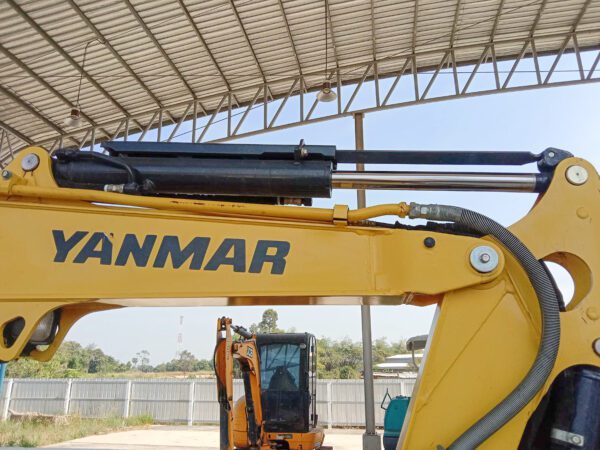 รถขุดมือสอง YANMAR ViO35 ตู้แอร์ ชั่วโมงน้อย ผ่อนได้ ประกันศูนย์ [No.SK03] - Image 6