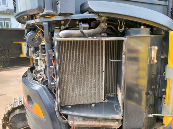 รถขุดมือสอง YANMAR รุ่น ViO35 ขนาด 3.8 ตัน ตู้แอร์ พร้อมใช้ [No.130] - Image 20