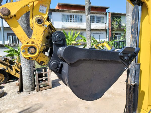 รถขุดมือสอง YANMAR ViO35 ตู้แอร์ ชั่วโมงน้อย ผ่อนได้ ประกันศูนย์ [No.SK01] - Image 11