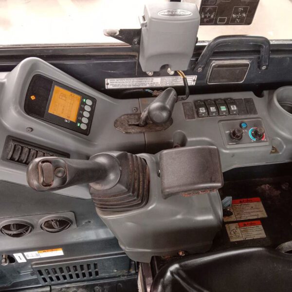 รถขุดมือสอง YANMAR ViO35 ตู้แอร์ ชั่วโมงน้อย ผ่อนได้ ประกันศูนย์ [No.SK04] - Image 11