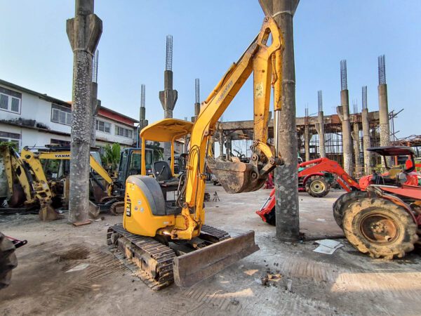 รถขุดมือสอง KOMATSU รุ่น PC30MR2 ขนาด 3 ตัน [No.133] - Image 4