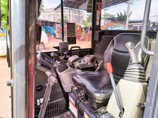 รถขุดมือสอง YANMAR ViO35 ตู้แอร์ ชั่วโมงน้อย ผ่อนได้ ประกันศูนย์ [No.SK11] - Image 16