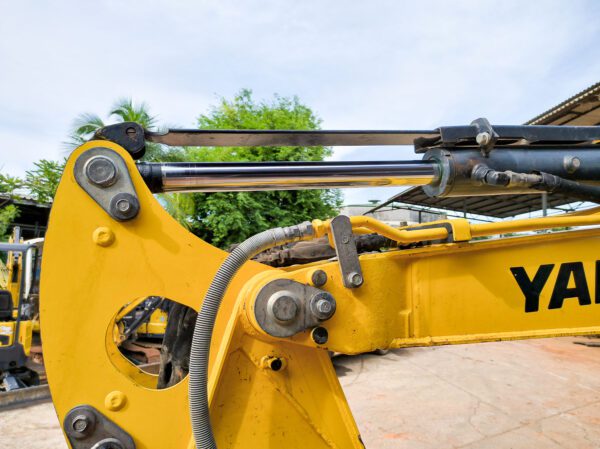 รถขุดมือสอง YANMAR ViO35 ตู้แอร์ ชั่วโมงน้อย ผ่อนได้ ประกันศูนย์ [No.SK11] - Image 12
