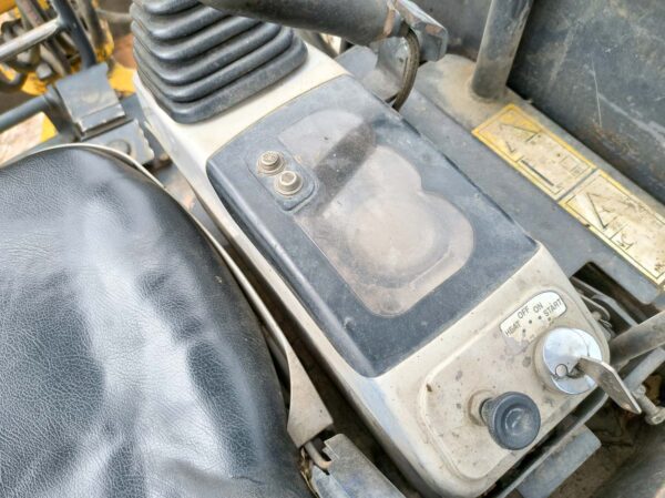 รถขุดมือสอง KOMATSU รุ่น PC30MR-2 ขนาด 3.1 ตัน [No.138] - Image 18