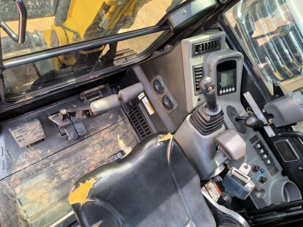 รถขุดมือสอง YANMAR ViO35 ตู้แอร์ ชั่วโมงน้อย ผ่อนได้ ประกันศูนย์ [No.SK13] - Image 5