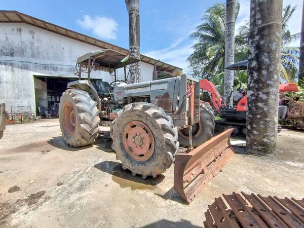 รถแทรกเตอร์มือสอง KUBOTA รุ่น M8030 ขนาด 81 แรง [No.T22]
