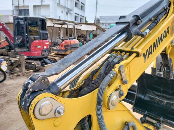รถขุดมือสอง YANMAR ViO35 พร้อมใช้ ผ่อนได้ ประกันศูนย์ [No.SK24] - Image 11
