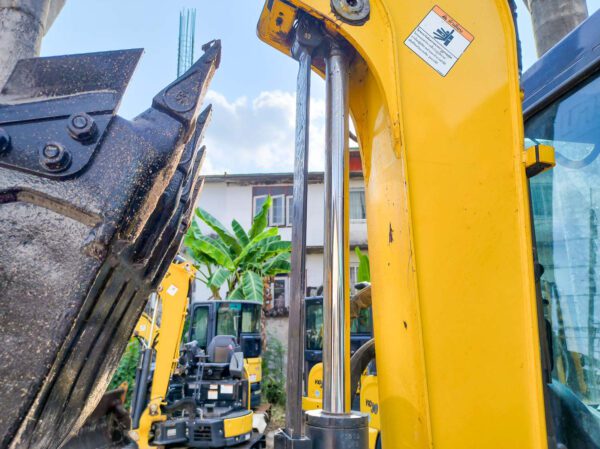 รถขุดมือสอง YANMAR ViO35 พร้อมใช้ ผ่อนได้ ประกันศูนย์ [No.SK29] - Image 8